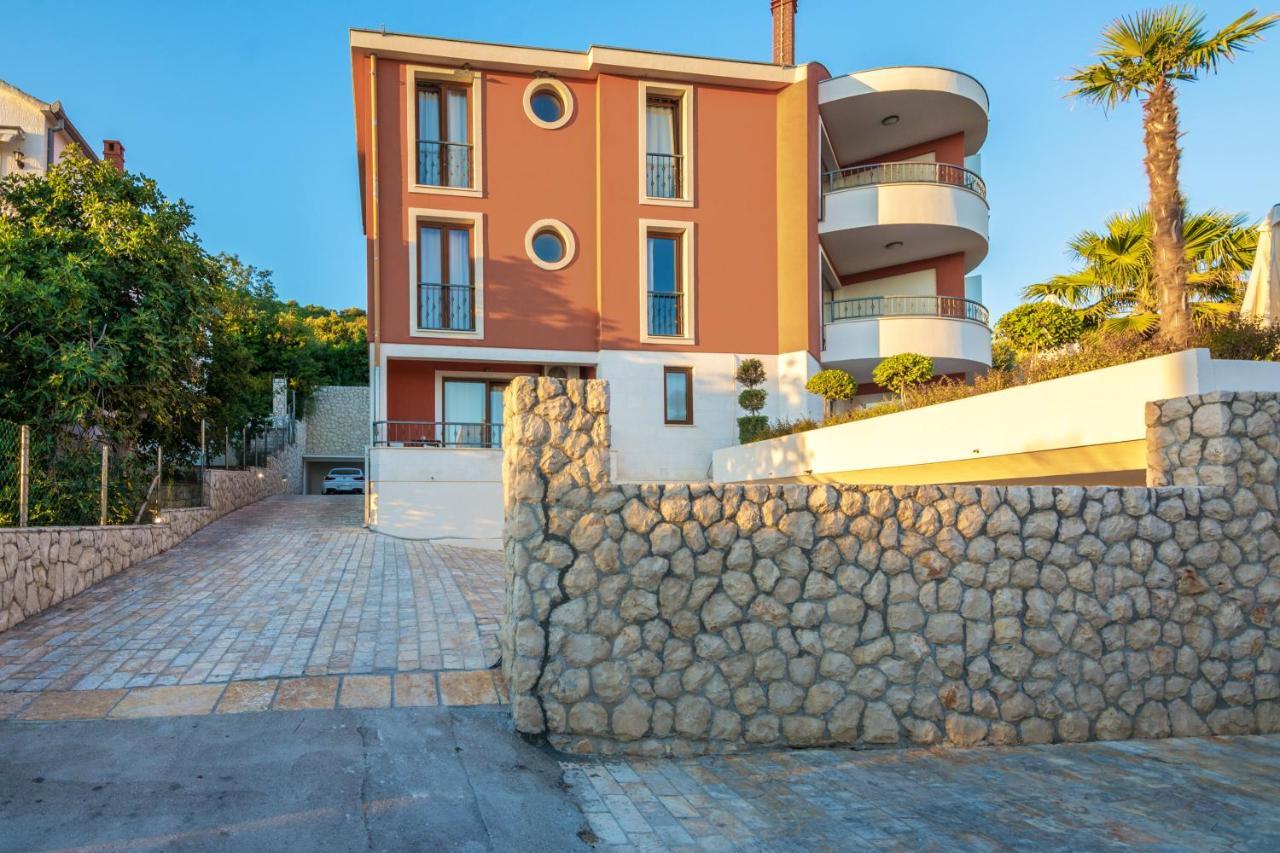 Sv. Petar Apartment *